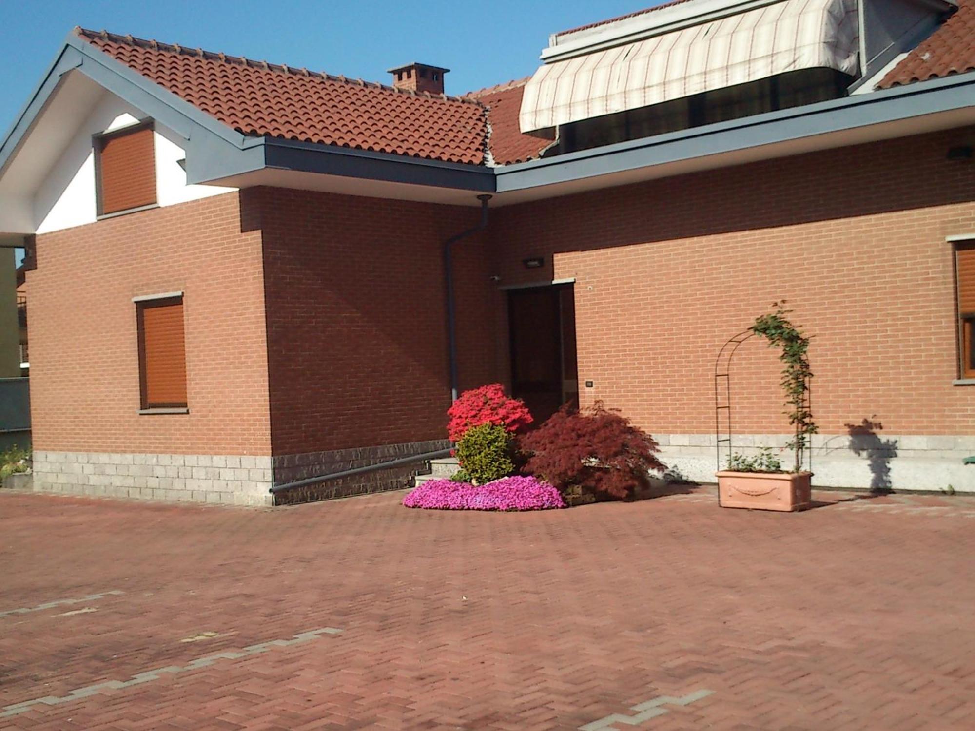 Hotel Eden Orbassano Esterno foto