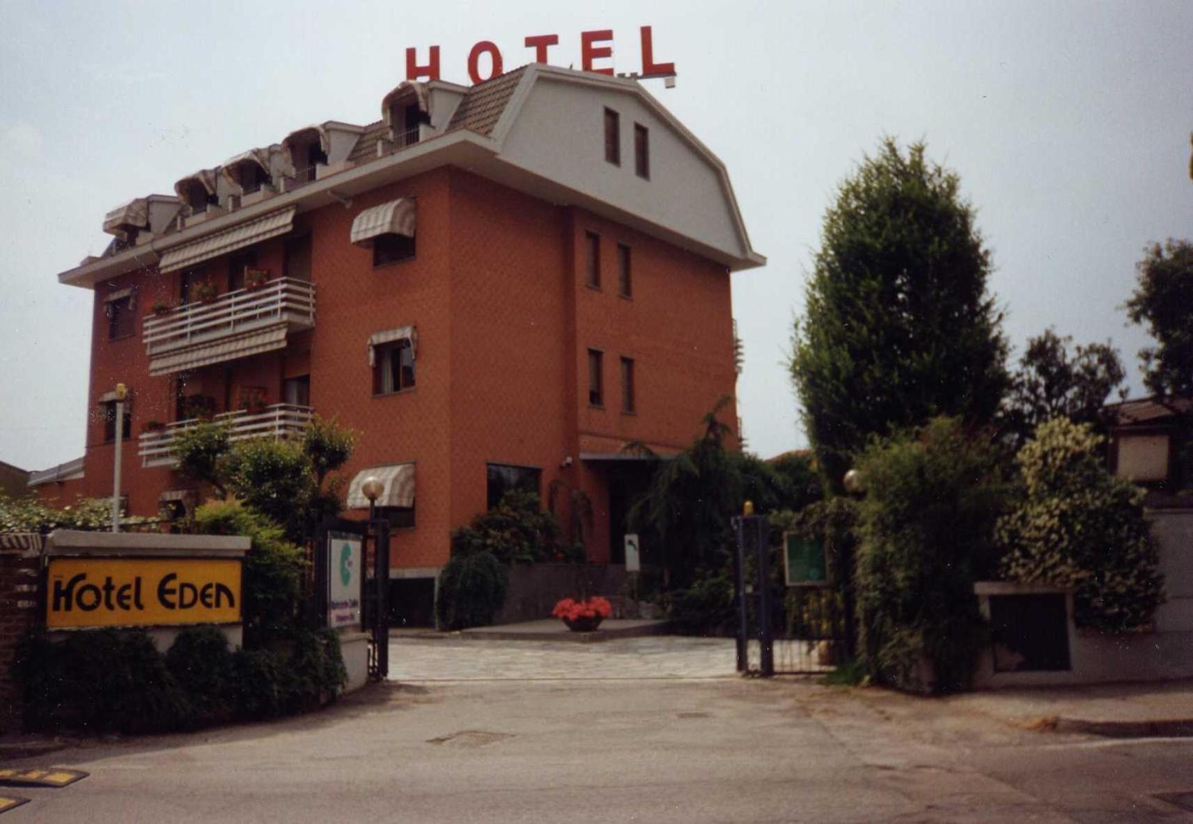Hotel Eden Orbassano Esterno foto