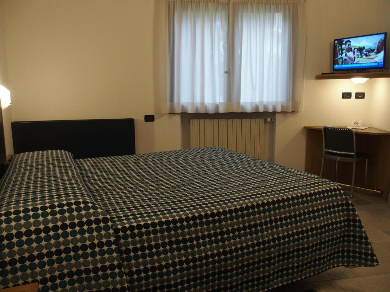 Hotel Eden Orbassano Esterno foto
