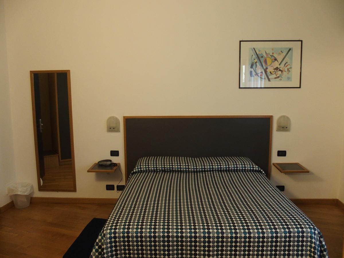 Hotel Eden Orbassano Esterno foto