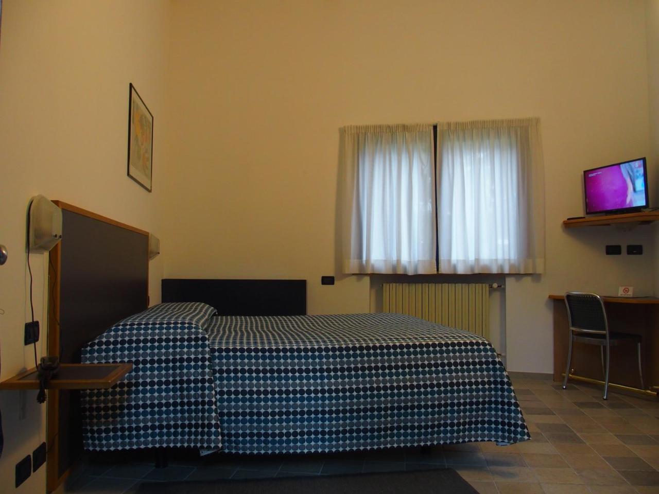 Hotel Eden Orbassano Esterno foto