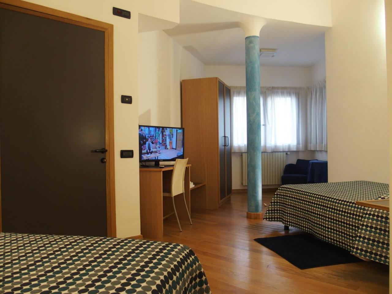 Hotel Eden Orbassano Esterno foto