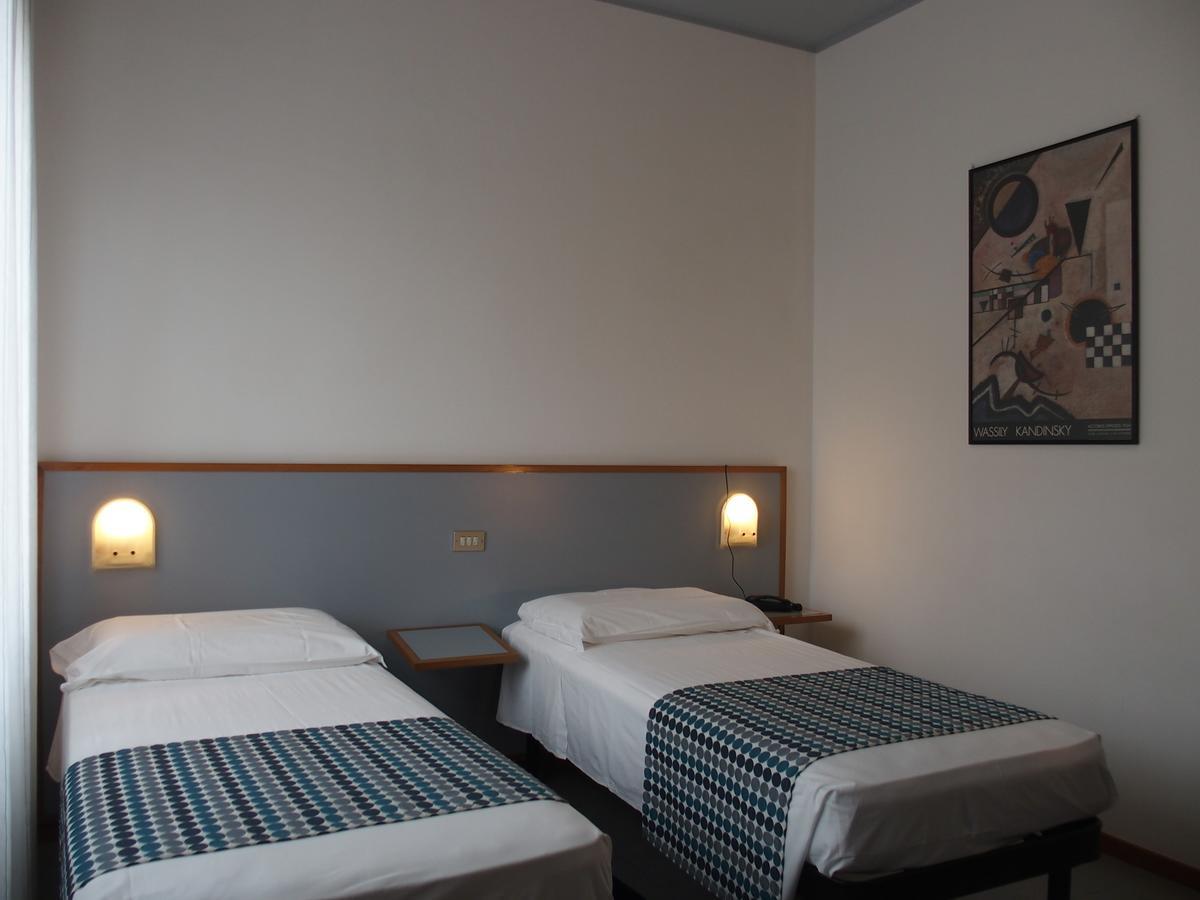 Hotel Eden Orbassano Esterno foto